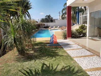 Casa de Condomínio com 3 Quartos à venda, 248m² no Vila Santa Maria, Americana