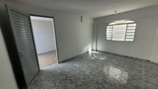 Casa com 3 Quartos para alugar, 150m² no Setor Bueno, Goiânia