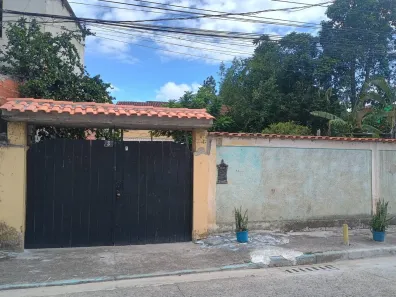 Casa com 5 Quartos à venda, 200m² no Sepetiba, Rio de Janeiro
