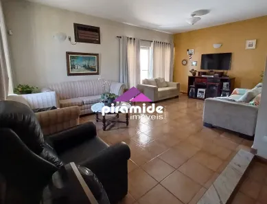 Casa com 5 Quartos à venda, 273m² no Jardim Liberdade, Jacareí