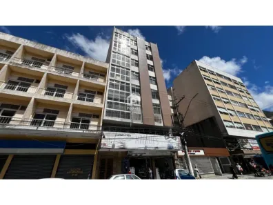 Apartamento com 3 Quartos para alugar, 140m² no Centro, Nova Friburgo