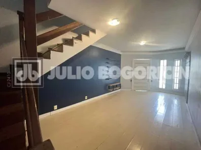 Casa com 3 Quartos à venda, 217m² no Jardim Guanabara, Rio de Janeiro