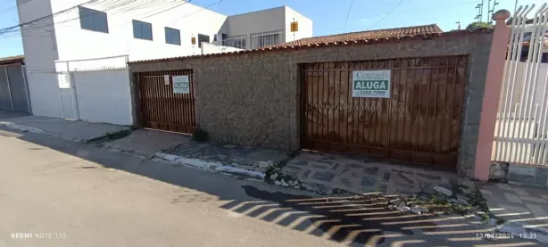 Casa com 2 Quartos para alugar, 200m² no Taguatinga Sul, Brasília