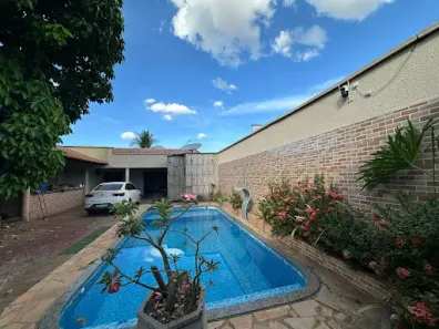 Casa com 3 Quartos à venda, 300m² no Jardim Taquari (Taquaralto), Palmas