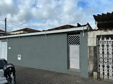 Casa com 2 Quartos para alugar, 45m² no Vila São Jorge, São Vicente