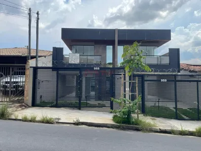 Casa com 3 Quartos à venda, 220m² no Vila Oeste, Belo Horizonte