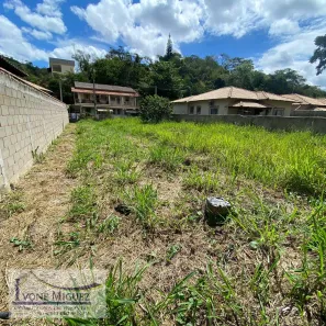 Lote/Terreno à venda, 652m² no Goiabal, Paty do Alferes