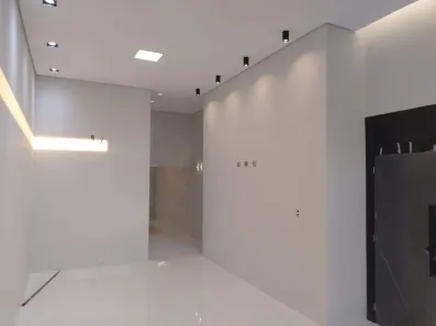 Casa com 3 Quartos à venda, 170m² no Laranjeiras, Uberlândia
