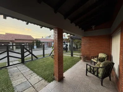 Casa com 4 Quartos à venda, 280m² no XANGRI-LÁ, Xangri-lá