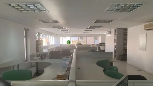 Sala Comercial à venda, 335m² no Itacorubi, Florianópolis