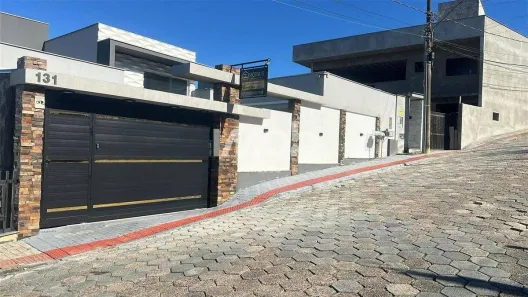 Casa com 3 Quartos à venda, 230m² no Jaraguá Esquerdo, Jaraguá do Sul