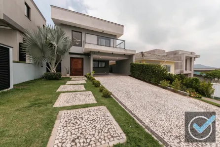 Casa de Condomínio com 3 Quartos à venda, 400m² no Suru, Santana de Parnaíba
