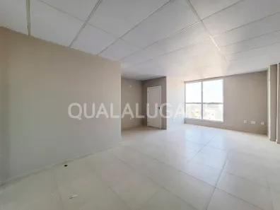 Sala Comercial à venda, 34m² no Aeroporto, Tubarão