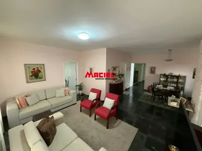 Casa com 4 Quartos à venda, 275m² no Bosque dos Eucaliptos, São José dos Campos