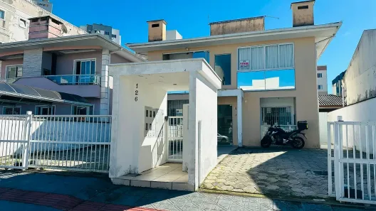 Apartamento com 2 Quartos à venda, 61m² no Pagani, Palhoça