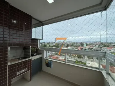 Apartamento com 2 Quartos à venda, 67m² no Barreiros, São José