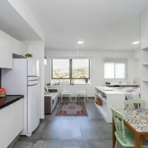 Apartamento com 1 Quarto para venda ou aluguel, 38m² no Chácara das Pedras, Porto Alegre