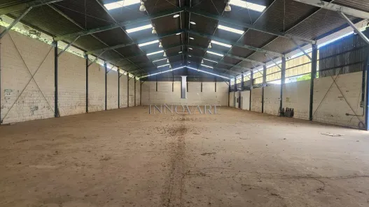 Galpão/Depósito/Armazém para alugar, 2100m² no Caiçaras, Belo Horizonte