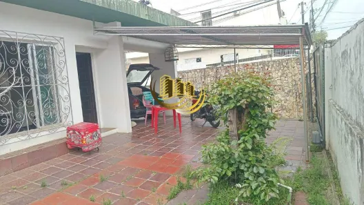 Casa com 3 Quartos à venda, 220m² no Canto, Florianópolis