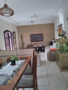 Casa com 3 Quartos à venda, 105m² no Vila Brasileira, Mogi das Cruzes