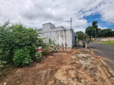Lote/Terreno à venda, 323m² no Granada, Uberlândia