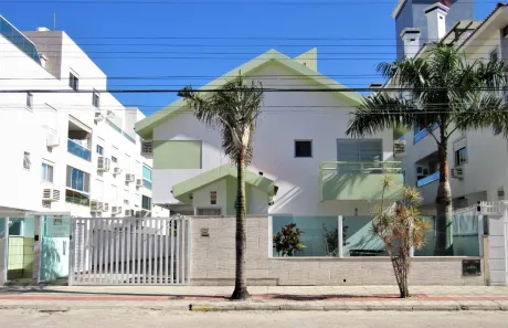 Imóvel Comercial com 16 Quartos à venda, 600m² no Ingleses do Rio Vermelho, Florianópolis