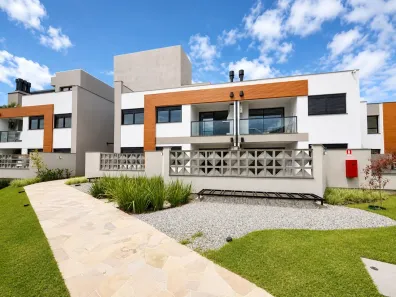 Apartamento com 2 Quartos à venda, 65m² no Lagoa da Conceição, Florianópolis