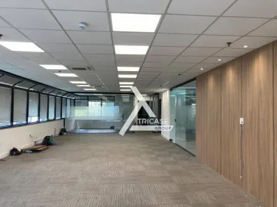 Sala Comercial para venda ou aluguel, 200m² no Cidade Monções, São Paulo