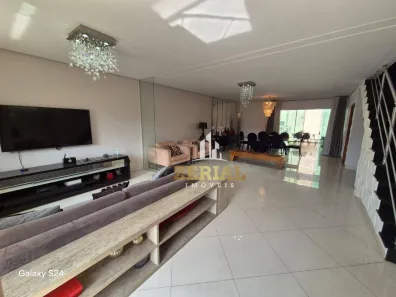 Sobrado com 4 Quartos para alugar, 450m² no Independência, São Bernardo do Campo