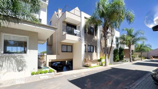 Casa de Condomínio com 5 Quartos à venda, 316m² no Campo Comprido, Curitiba