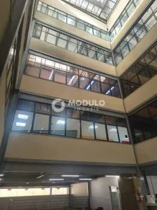 Sala Comercial para alugar, 800m² no Granja Marileusa, Uberlândia