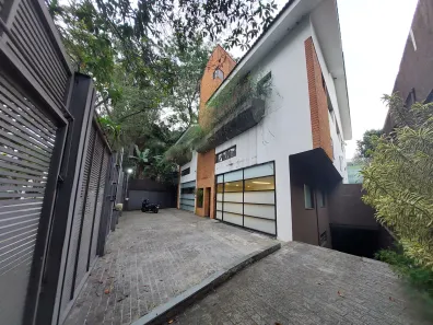 Sala Comercial para venda ou aluguel, 200m² no Alto de Pinheiros, São Paulo