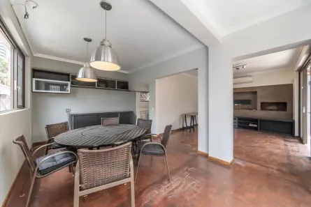 Casa com 3 Quartos à venda, 250m² no Cidade Monções, São Paulo