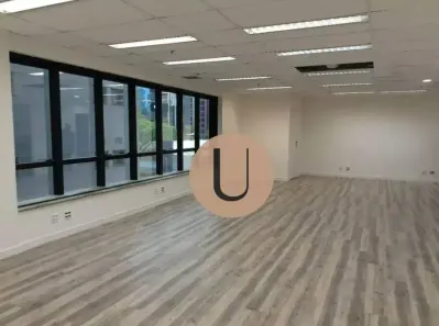 Sala Comercial para alugar, 88m² no Vila Olímpia, São Paulo