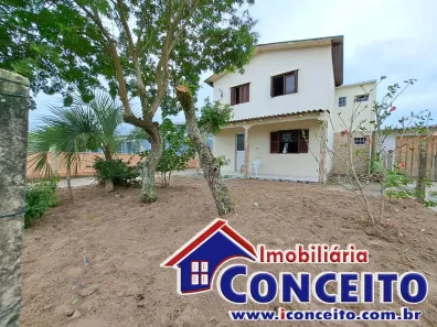 Casa com 2 Quartos à venda, 172m² no Albatroz, Imbé