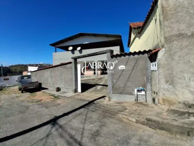 Casa com 3 Quartos à venda, 288m² no Santa Efigênia, Barbacena