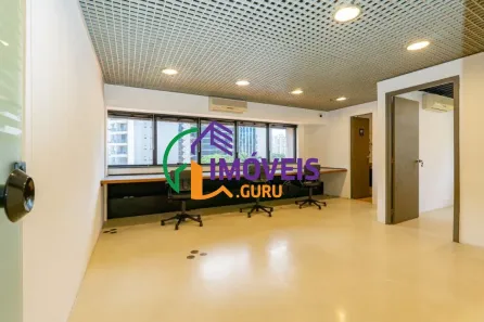 Sala Comercial à venda, 45m² no Vila Olímpia, São Paulo