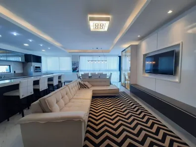 Apartamento com 3 Quartos à venda, 150m² no Centro, Balneário Camboriú