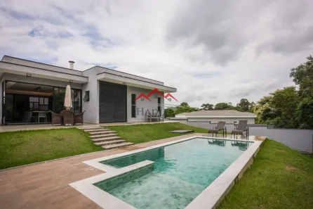 Casa com 3 Quartos à venda, 250m² no Medeiros, Jundiaí