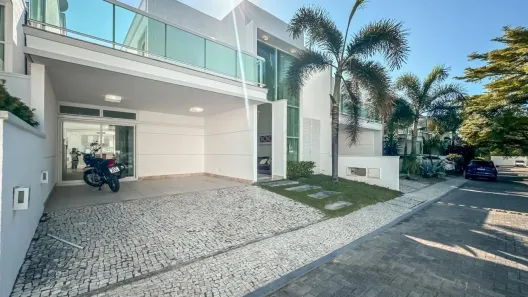 Casa de Condomínio com 4 Quartos à venda, 230m² no José de Alencar, Fortaleza