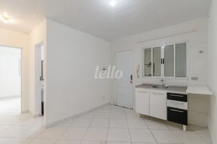 Casa com 1 Quarto para alugar, 60m² no Quarta Parada, São Paulo
