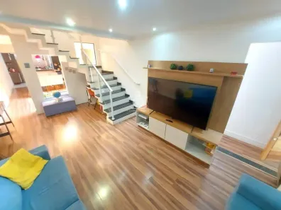 Sobrado com 3 Quartos à venda, 190m² no Jardim Las Vegas, Santo André