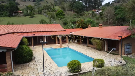 Fazenda/Sítio com 3 Quartos à venda, 650m² no , Brazópolis