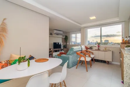 Apartamento com 2 Quartos para alugar, 67m² no São João, Porto Alegre