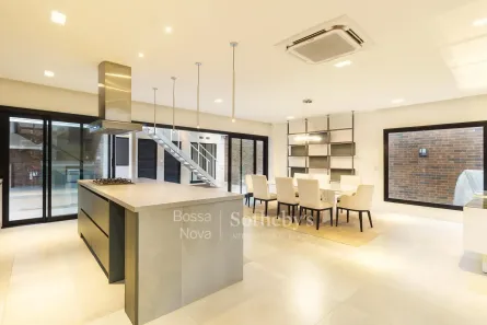 Casa com 3 Quartos à venda, 500m² no Jardim Europa, São Paulo