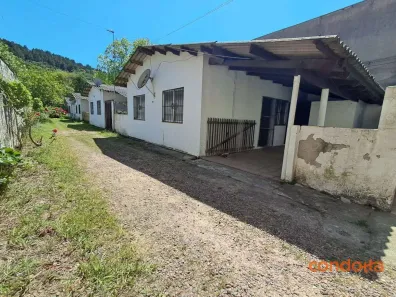 Casa com 2 Quartos para alugar, 75m² no Hípica, Porto Alegre