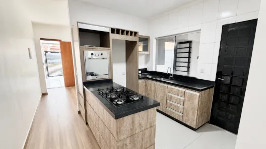 Casa com 3 Quartos à venda, 83m² no Maria Lúcia, Londrina