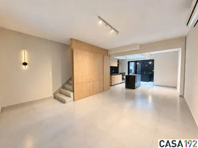 Casa com 2 Quartos para alugar, 130m² no Campo Belo, São Paulo