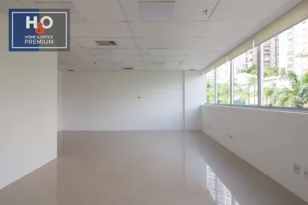 Sala Comercial à venda, 144m² no Vila Andrade, São Paulo