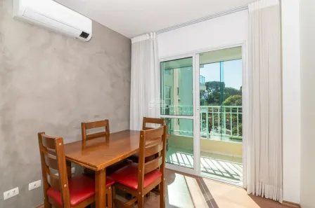 Apartamento com 2 Quartos à venda, 61m² no Hugo Lange, Curitiba
